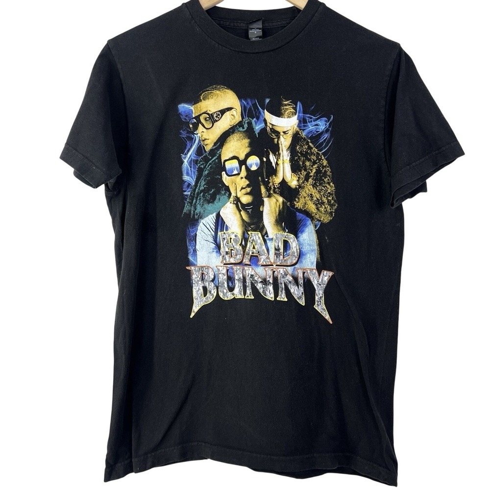 Bad Bunny Graphic T-Shirt Mens Medium Black Short Sleeve Cotton Music Concert T